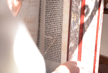 תרומה לקהילה :: ישמח חתני הפקות בר מצווה בכותל